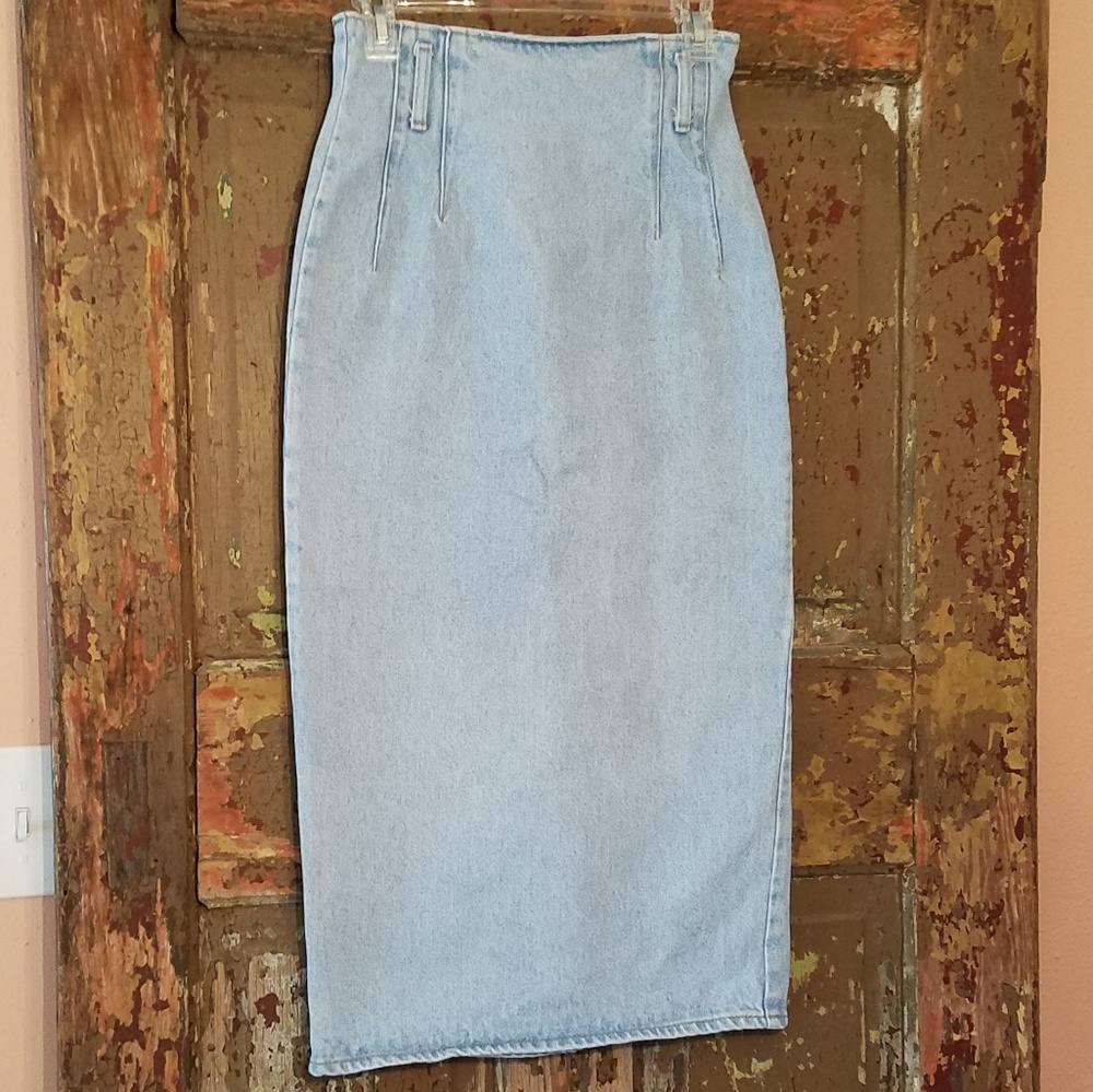 Denim skirt